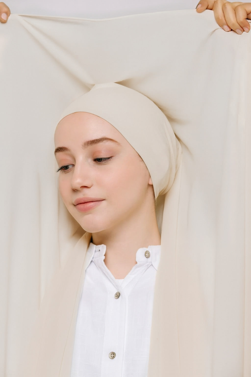 FLOWY INSTANT CHIFFON HIJAB - CREAM