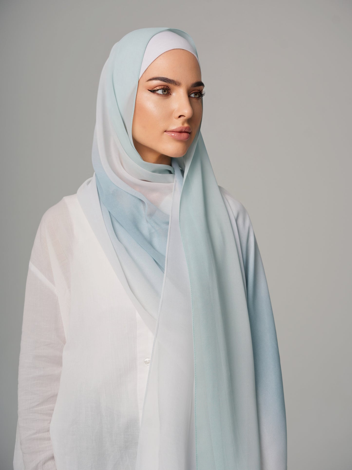DOUBLE SHADE CHIFFON HIJAB - PALE MINT