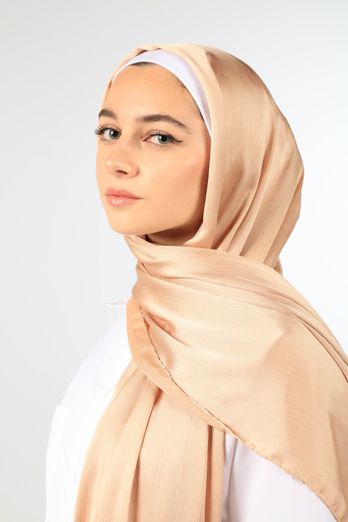 PREMIUM CRINKLED SILK SATIN HIJAB - LIGHT SALMON