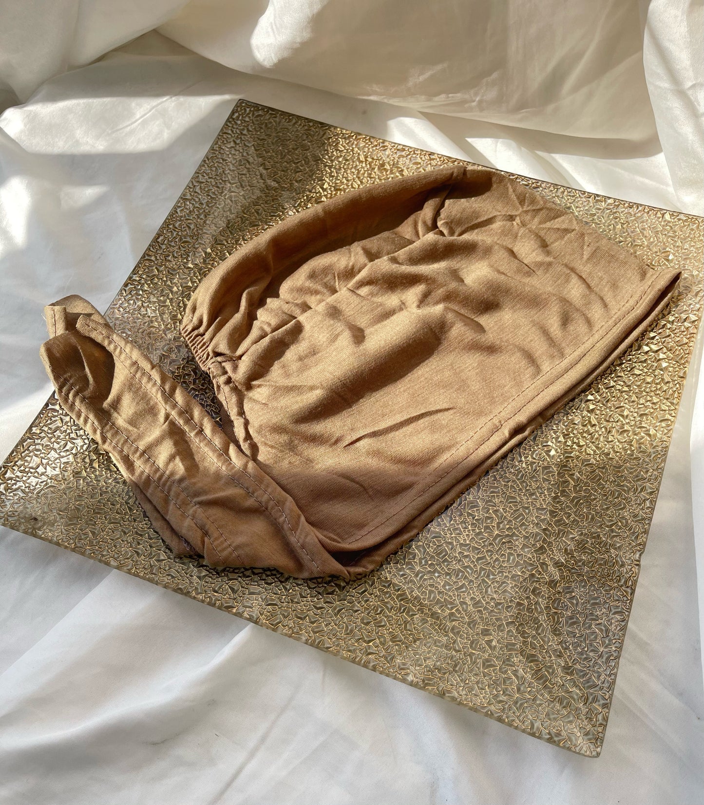 TIE BACK UNDERCAP - SAND