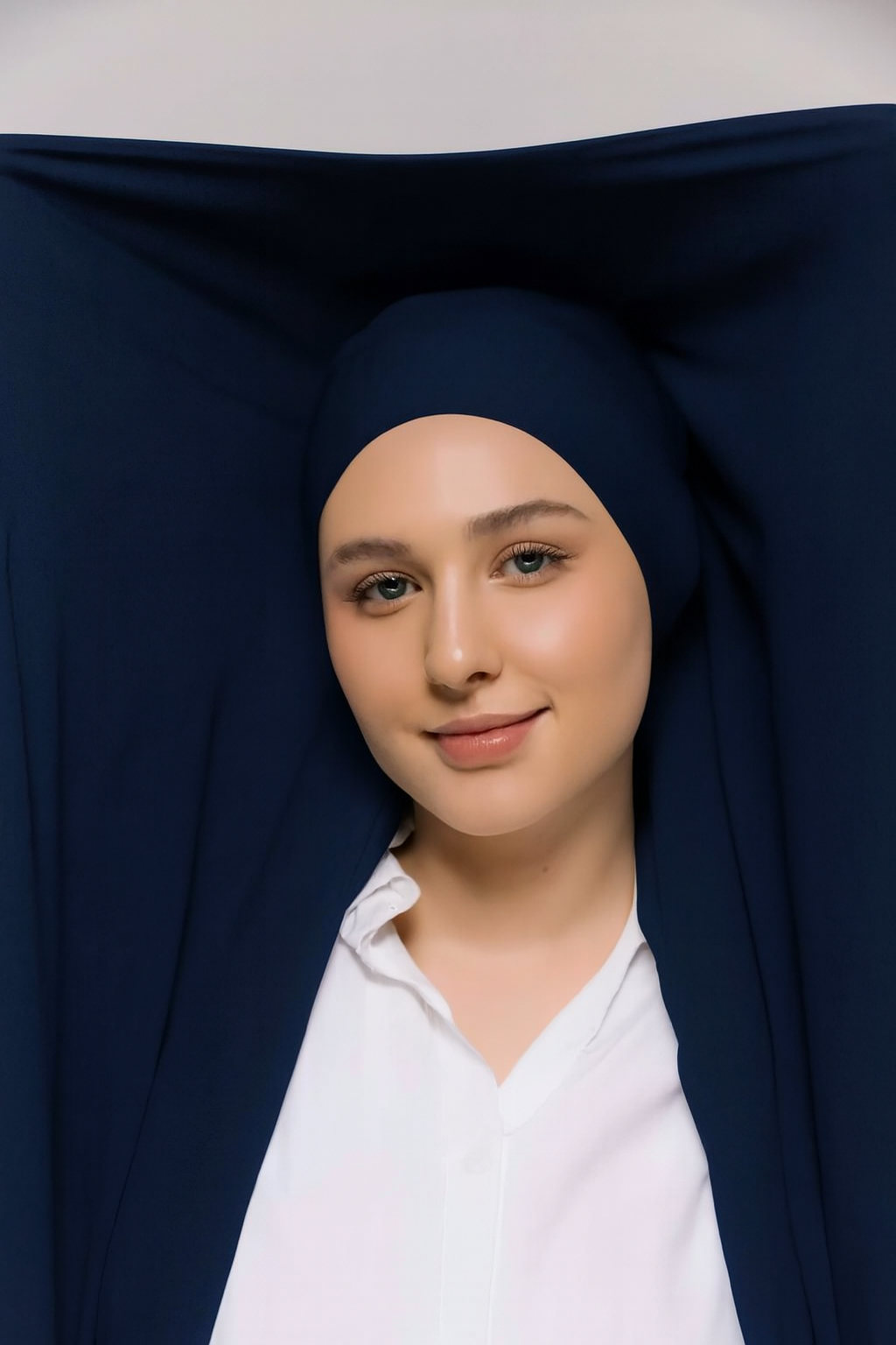 FLOWY INSTANT CHIFFON HIJAB - NAVY BLUE